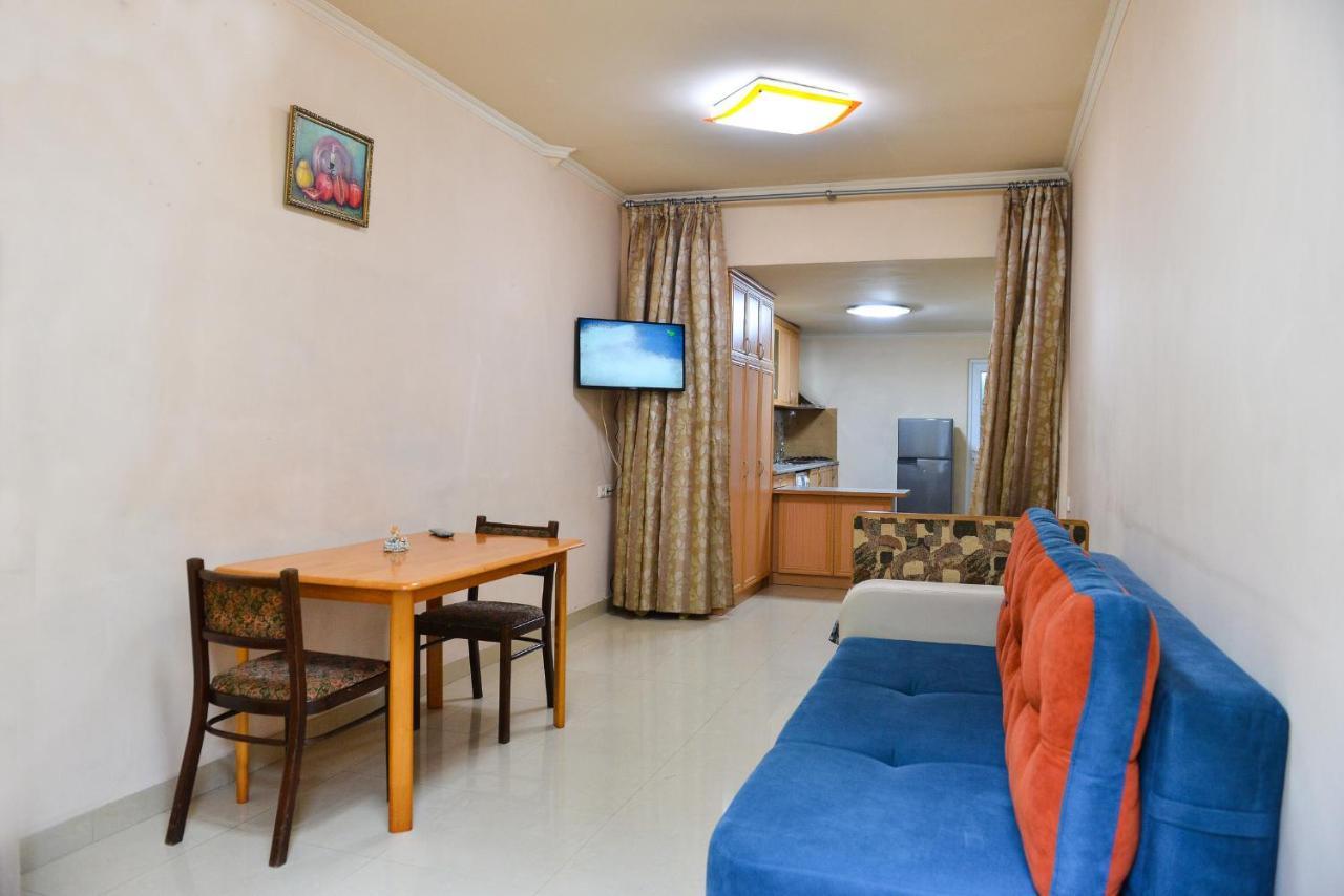 Ferienwohnung Marina Erivan Exterior foto